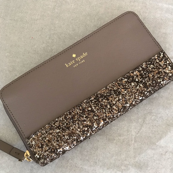 kate spade Handbags - Kate spade NY Greta Court neda glitter wallet